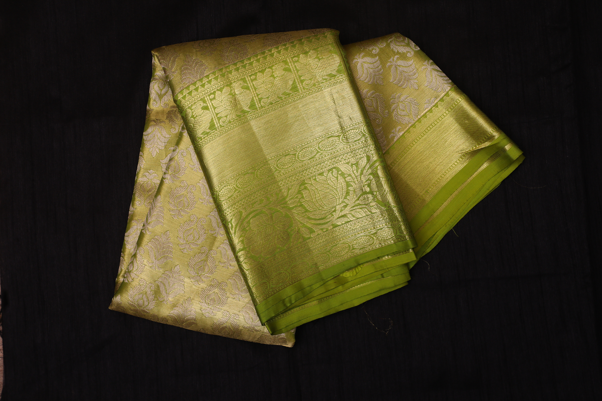 green kanjivaram silk saree